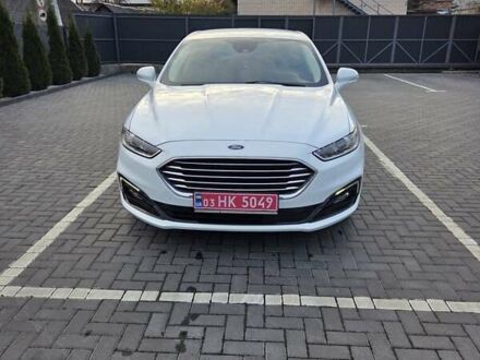 Белый Форд Мондео, объемом двигателя 2 л и пробегом 159 тыс. км за 13900 $, фото 1 на Automoto.ua