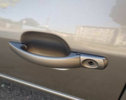 Бежевый Форд Мондео, объемом двигателя 2 л и пробегом 231 тыс. км за 4600 $, фото 15 на Automoto.ua