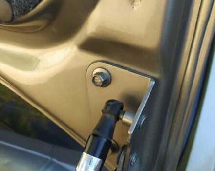 Бежевый Форд Мондео, объемом двигателя 2 л и пробегом 231 тыс. км за 5000 $, фото 6 на Automoto.ua