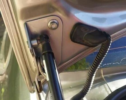 Бежевый Форд Мондео, объемом двигателя 2 л и пробегом 231 тыс. км за 5000 $, фото 9 на Automoto.ua