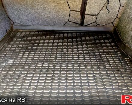 Бежевый Форд Мондео, объемом двигателя 2 л и пробегом 231 тыс. км за 5000 $, фото 7 на Automoto.ua