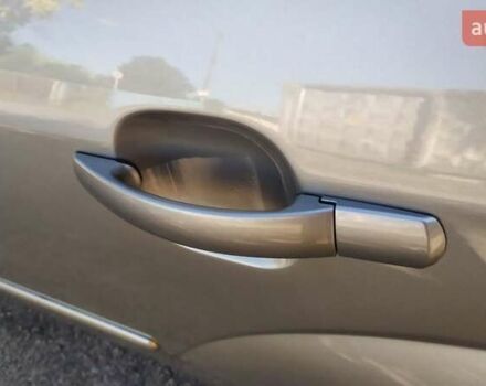 Бежевый Форд Мондео, объемом двигателя 2 л и пробегом 231 тыс. км за 5000 $, фото 49 на Automoto.ua