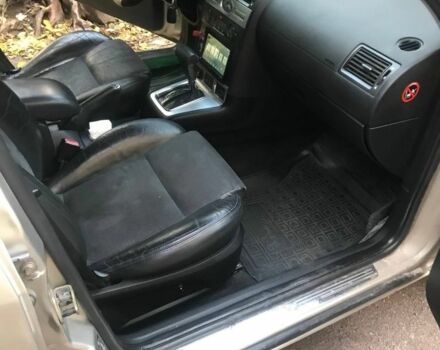 Бежевый Форд Мондео, объемом двигателя 2 л и пробегом 331 тыс. км за 3700 $, фото 6 на Automoto.ua