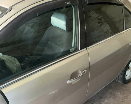 Бежевый Форд Мондео, объемом двигателя 2 л и пробегом 321 тыс. км за 1500 $, фото 6 на Automoto.ua