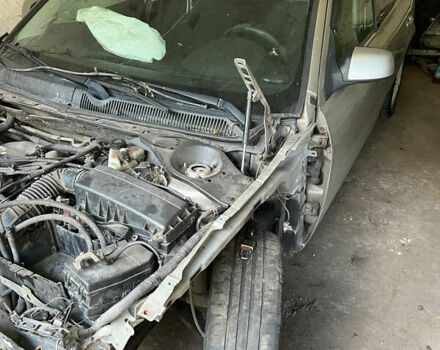 Бежевый Форд Мондео, объемом двигателя 2 л и пробегом 321 тыс. км за 1500 $, фото 5 на Automoto.ua