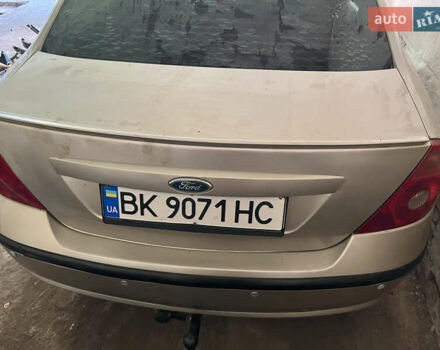 Бежевый Форд Мондео, объемом двигателя 2 л и пробегом 321 тыс. км за 1500 $, фото 12 на Automoto.ua