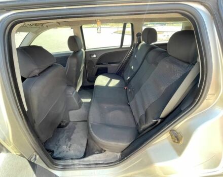 Бежевый Форд Мондео, объемом двигателя 2 л и пробегом 416 тыс. км за 3900 $, фото 7 на Automoto.ua