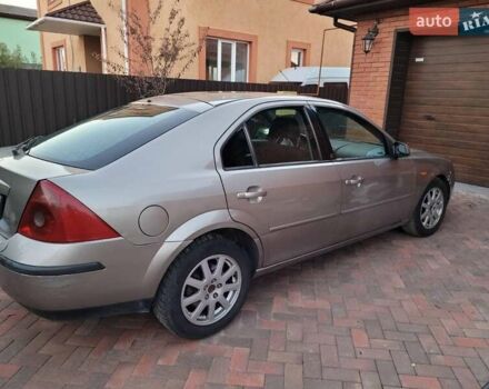 Бежевий Форд Мондео, об'ємом двигуна 2 л та пробігом 301 тис. км за 3250 $, фото 11 на Automoto.ua