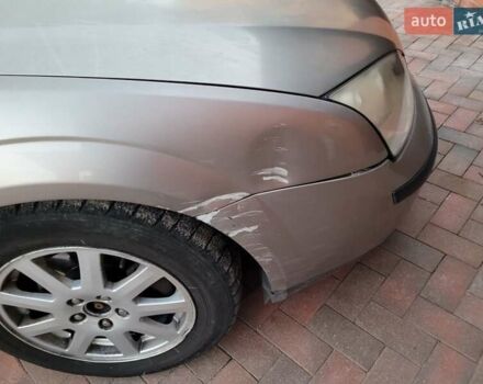 Бежевий Форд Мондео, об'ємом двигуна 2 л та пробігом 301 тис. км за 3250 $, фото 1 на Automoto.ua
