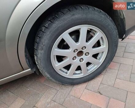 Бежевий Форд Мондео, об'ємом двигуна 2 л та пробігом 301 тис. км за 3250 $, фото 12 на Automoto.ua