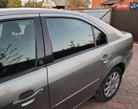 Бежевий Форд Мондео, об'ємом двигуна 2 л та пробігом 301 тис. км за 3250 $, фото 4 на Automoto.ua