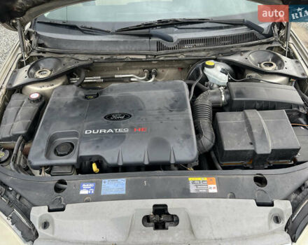 Бежевый Форд Мондео, объемом двигателя 1.8 л и пробегом 244 тыс. км за 3800 $, фото 12 на Automoto.ua