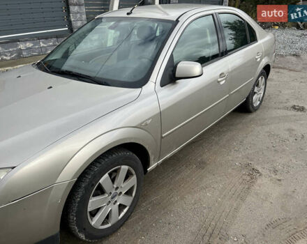 Бежевый Форд Мондео, объемом двигателя 1.8 л и пробегом 244 тыс. км за 3800 $, фото 2 на Automoto.ua