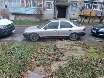 Бежевый Форд Мондео, объемом двигателя 1.8 л и пробегом 220 тыс. км за 900 $, фото 1 на Automoto.ua