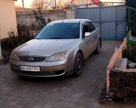 Бежевий Форд Мондео, об'ємом двигуна 2 л та пробігом 300 тис. км за 3780 $, фото 1 на Automoto.ua