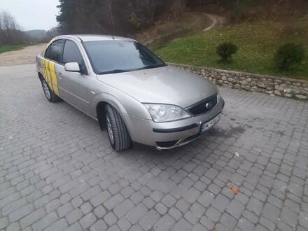 Бежевый Форд Мондео, объемом двигателя 1.8 л и пробегом 300 тыс. км за 2750 $, фото 1 на Automoto.ua