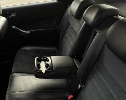 Чорний Форд Мондео, об'ємом двигуна 2 л та пробігом 204 тис. км за 6699 $, фото 17 на Automoto.ua