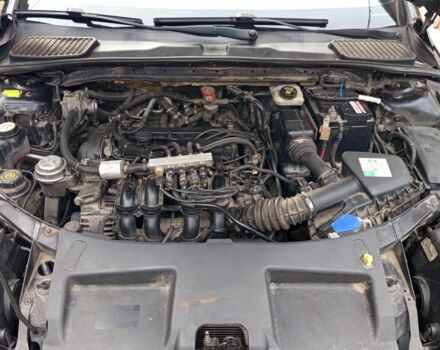 Чорний Форд Мондео, об'ємом двигуна 1.6 л та пробігом 227 тис. км за 5700 $, фото 12 на Automoto.ua