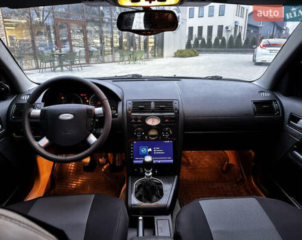 Черный Форд Мондео, объемом двигателя 2 л и пробегом 220 тыс. км за 2800 $, фото 18 на Automoto.ua