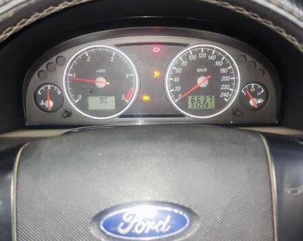 Черный Форд Мондео, объемом двигателя 2 л и пробегом 333 тыс. км за 2600 $, фото 4 на Automoto.ua