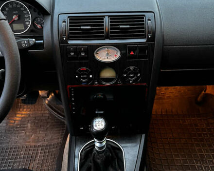 Черный Форд Мондео, объемом двигателя 2 л и пробегом 220 тыс. км за 2800 $, фото 20 на Automoto.ua