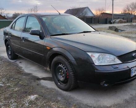 Черный Форд Мондео, объемом двигателя 2 л и пробегом 397 тыс. км за 3300 $, фото 1 на Automoto.ua