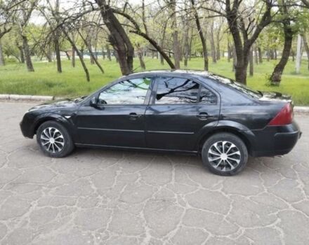 Черный Форд Мондео, объемом двигателя 2 л и пробегом 200 тыс. км за 1700 $, фото 4 на Automoto.ua