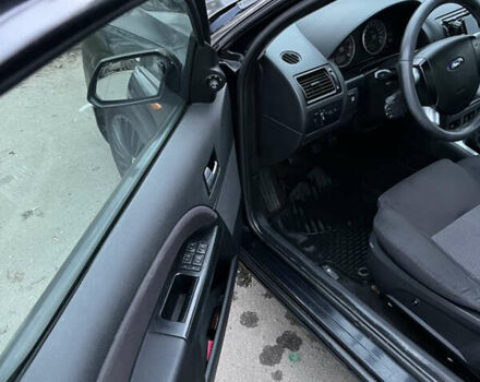 Чорний Форд Мондео, об'ємом двигуна 1.8 л та пробігом 319 тис. км за 2500 $, фото 10 на Automoto.ua