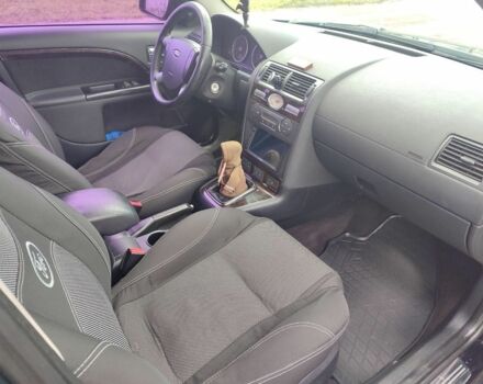 Чорний Форд Мондео, об'ємом двигуна 2 л та пробігом 225 тис. км за 5900 $, фото 10 на Automoto.ua