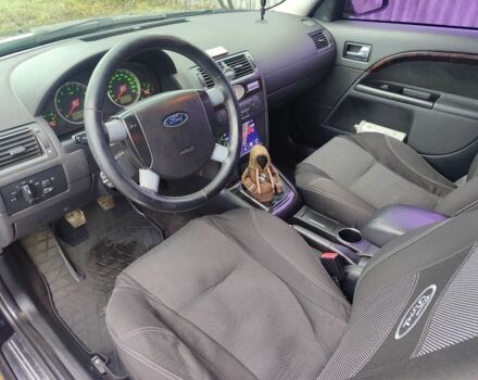 Чорний Форд Мондео, об'ємом двигуна 2 л та пробігом 225 тис. км за 5900 $, фото 8 на Automoto.ua