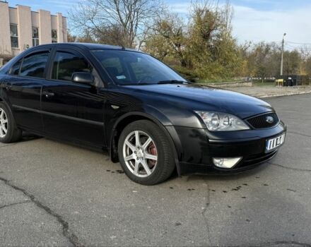 Черный Форд Мондео, объемом двигателя 2 л и пробегом 250 тыс. км за 2000 $, фото 1 на Automoto.ua