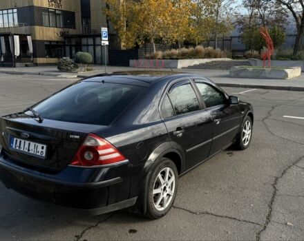 Черный Форд Мондео, объемом двигателя 2 л и пробегом 250 тыс. км за 2000 $, фото 2 на Automoto.ua