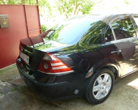 Черный Форд Мондео, объемом двигателя 2 л и пробегом 180 тыс. км за 5900 $, фото 9 на Automoto.ua