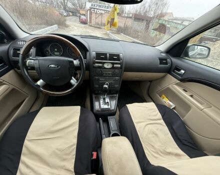 Черный Форд Мондео, объемом двигателя 2 л и пробегом 300 тыс. км за 2500 $, фото 11 на Automoto.ua