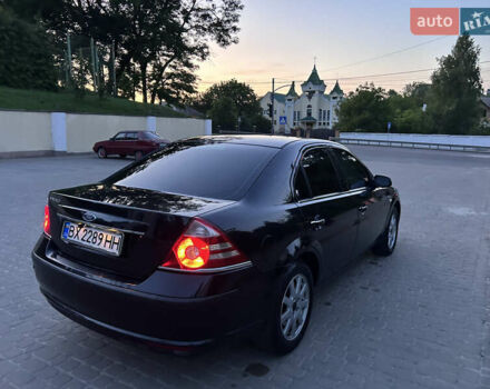 Черный Форд Мондео, объемом двигателя 1.8 л и пробегом 293 тыс. км за 4700 $, фото 4 на Automoto.ua