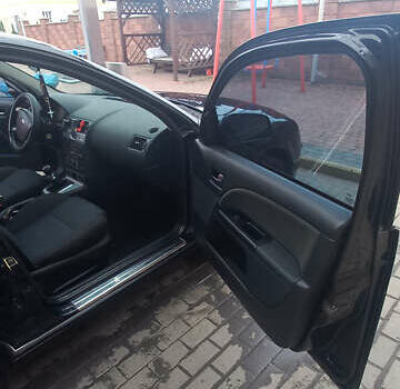 Черный Форд Мондео, объемом двигателя 2 л и пробегом 236 тыс. км за 5400 $, фото 9 на Automoto.ua