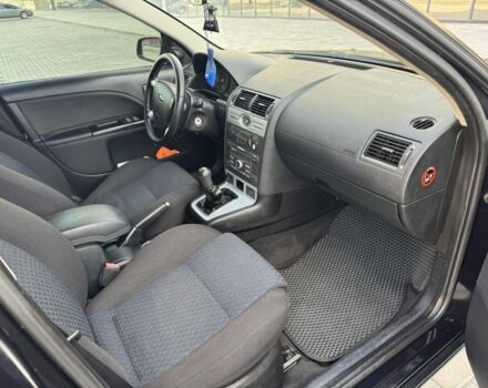 Форд Мондео 2006 в Днепре (Днепропетровске) на Automoto.ua Черный Форд Мондео, объемом двигателя 2 л и пробегом 270 тыс. км за 4700 $, фото 10 на Automoto.ua