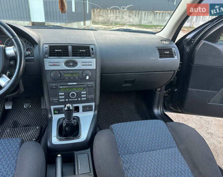 Черный Форд Мондео, объемом двигателя 2 л и пробегом 260 тыс. км за 4799 $, фото 20 на Automoto.ua