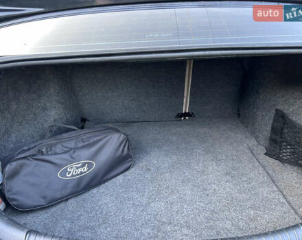 Черный Форд Мондео, объемом двигателя 1.8 л и пробегом 293 тыс. км за 4700 $, фото 12 на Automoto.ua