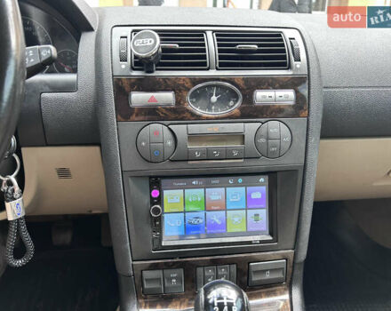 Черный Форд Мондео, объемом двигателя 1.8 л и пробегом 293 тыс. км за 4700 $, фото 16 на Automoto.ua