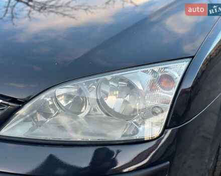 Черный Форд Мондео, объемом двигателя 2 л и пробегом 260 тыс. км за 4799 $, фото 33 на Automoto.ua