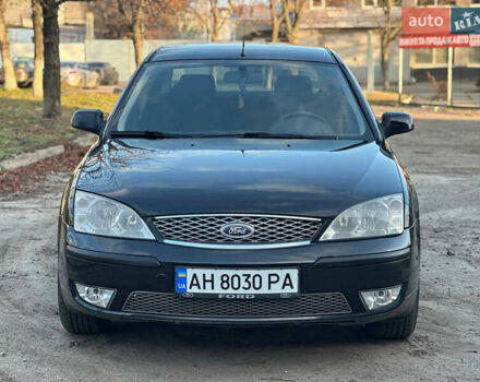 Черный Форд Мондео, объемом двигателя 2 л и пробегом 260 тыс. км за 4799 $, фото 2 на Automoto.ua