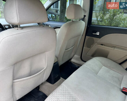 Черный Форд Мондео, объемом двигателя 1.8 л и пробегом 293 тыс. км за 4700 $, фото 28 на Automoto.ua