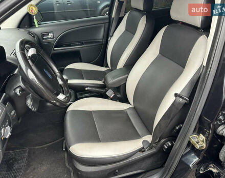 Черный Форд Мондео, объемом двигателя 1.8 л и пробегом 313 тыс. км за 5200 $, фото 21 на Automoto.ua