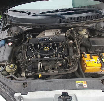 Черный Форд Мондео, объемом двигателя 2 л и пробегом 236 тыс. км за 5400 $, фото 3 на Automoto.ua