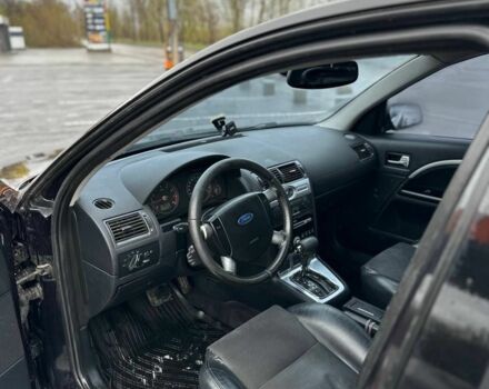 Черный Форд Мондео, объемом двигателя 2 л и пробегом 340 тыс. км за 4100 $, фото 6 на Automoto.ua