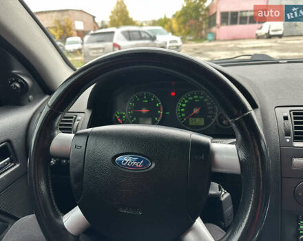Черный Форд Мондео, объемом двигателя 1.8 л и пробегом 313 тыс. км за 5200 $, фото 23 на Automoto.ua