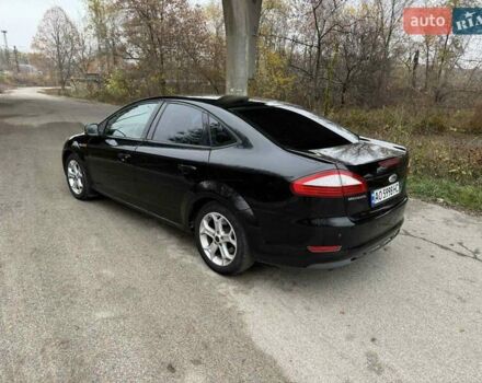 Черный Форд Мондео, объемом двигателя 1.75 л и пробегом 240 тыс. км за 3999 $, фото 3 на Automoto.ua