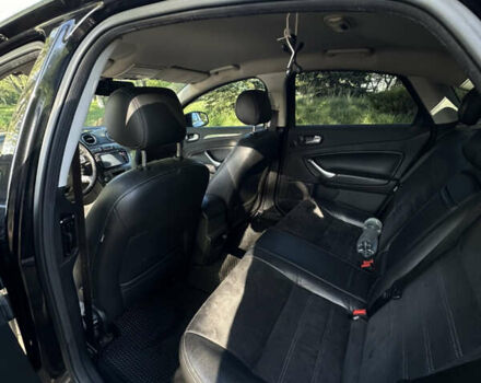 Чорний Форд Мондео, об'ємом двигуна 2.52 л та пробігом 319 тис. км за 6199 $, фото 8 на Automoto.ua