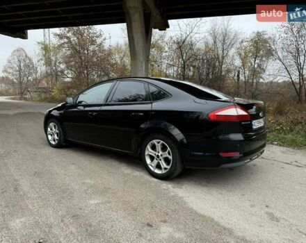 Черный Форд Мондео, объемом двигателя 1.75 л и пробегом 240 тыс. км за 3999 $, фото 14 на Automoto.ua